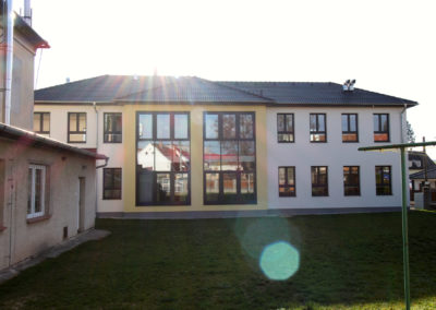 Škola Líně, Dobřanská